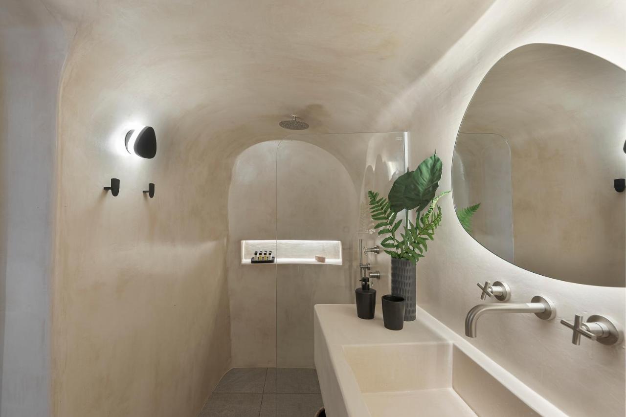 The Exotic Cave Suite Ия Экстерьер фото